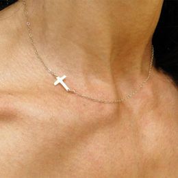 Minimalist Gold Silver Colour Chain Cross Choker Necklace For Women Simple Side Wear Small Pendant Collares Chokers