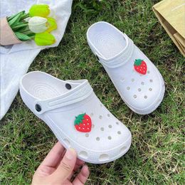 summer Girls Hole shoes Fashion Cute cartoon slippers Girls Baotou Breathable Sandals outdoor slippers Beach flat sandals G1218