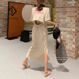 Sommer-Frauen-koreanische Art aushöhlen langes T-Shirt-Kleid O-Ausschnitt Kurzarm lose Brief gedruckt mittellanges Schlitzkleid D13206X 210419