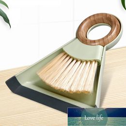 Desktop Cleaning Broom Dustpan Set Mini Handy Dust Cleaning Sweeping Brush Dustpan for Table Desk Keyboard