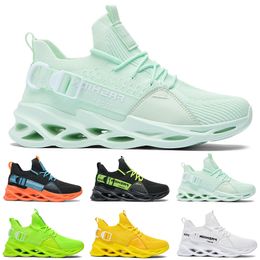 Hotsale Mens womens running shoes triple black white green shoe outdoor men women designer sneakers sport trainers big size 39-46