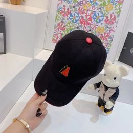 Designer Ball Caps Versatile Bucket Hat Fashion Hats Cool Classic Baseball Cap for Man Woman Popular 2 Color Top Quality