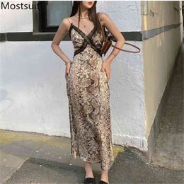 Python Printed Sexy Women Long Dress Summer Sleeveless Spaghetti Strap V-neck Lace Spliced High Street Dresses Vestidos 210513