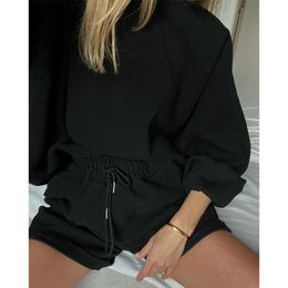 SUCHCUTE womens tracksuits sweet cute girl O-neck hooded sweatshirts and shorts Matching Set autunm 2020 femlae solid color Sets Y0702