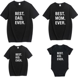 Fashion Matching Outfits Mommy Daddy Kids Son Baby Clothes Child T-Shirt Letter Print Tops Family Look 210417