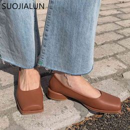 SUOJIALUN New Spring Flats Shoes Round Low Heel Ballet Square Toe Shallow Brand Shoes Ladies Slip On Loafer Zapatos de Mujer K78