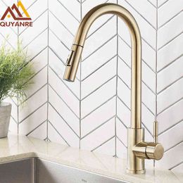 Quyanre Brushed Gold Kitchen Faucet Pull Out Kitchen Sink Water Tap Single Handle Mixer Tap 360 Rotation Kitchen Shower Faucet 210724