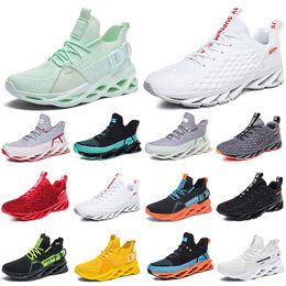 men running shoes breathable trainer wolf grey Tour yellow triples blacks Khaki greens Lights Browns mens outdoors sports sneakers walking jogging shoe
