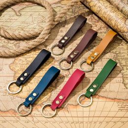 Keychains Retro Personality Men's Business Leather Key Ring Fashion Unisex Car Keychain Lady Bag Cord Pendant