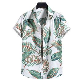 Leaf Print Mens Aloha Shirt Summer Short Sleeve Shirts Men Holiday Vacation Hawaiian Camisa Oversized Chemise Homme 210524