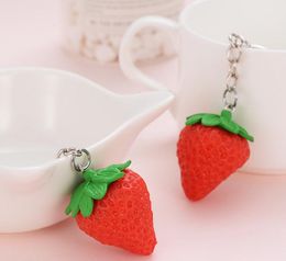 2021 Strawberry keychain Red Lovely Charm Pendent Pendant Purse Bag Car Key Ring Chain Jewellery Gift Fruit Series New Fashion