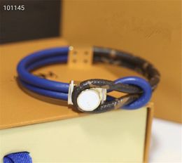 High quality Beautiful Classic letter flower women men leather bracelet with box can be wholesale aaa111
