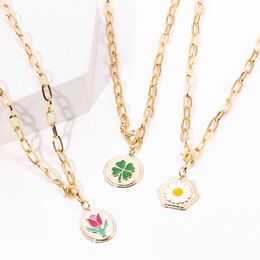 Pendant Necklaces Fashion Bohemia Daisy Tulip Four-leaf Clover Charm Women Necklace Trendy Chain Clavicle Chic Collar Jewellery