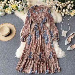 Spring Autumn Women's Dress French Retro Style V-neck Floral Long Sleeve Casual Slim and Thin Female es GX500 210507