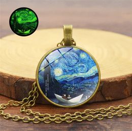 Delicacy Hangmade Sweater Chain Jewellery Women Men Fashion Glow In The Dark Necklace Vintage Van Star Luminous Necklaces