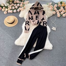 Fashion Autumn Winter Knitted Tracksuit Women Chic Letters Hooded Long-Sleeved Sweater+Pocket Trousers Sports Two-Piece Pant Set 220315