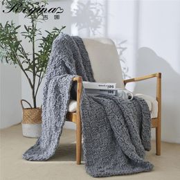 Soft Chunky Knit Blanket High-end Hand Crochet Grey Fluffy Wool Blanket Thick Warm Fleece Weighted Throw Blanket