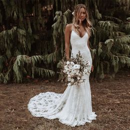 2022 Boho Meerjungfrau Brautkleider Spaghetti-Trägern Spitze rückenfrei Strand Sexy V-Ausschnitt Böhmische Brautkleider Elegante Vestidos de Noiva270A