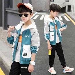 Spring Big Boys Trench Coats Cotton Hooded Patchwork Outerwear Tops for Children Boy Fashion Teenage Sport Jackets 10 12 14Y 210622
