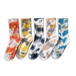 New Socks Streetwear Embroidery Smile Face Tie Dye Hip Hop Men Women Harajuku Fashion Casual Casual Cotton Sock