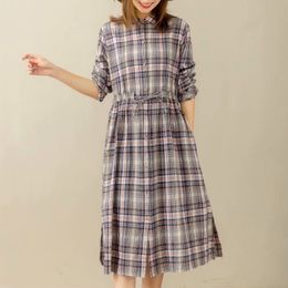 Lamtrip Unique England Style Casual Plaid Peter Pan Collar Single Breasted Belt Cotton Ultra Long Sleeve Dress Spring 210413