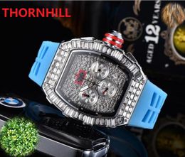 Men Fashion Sport Shinning Watches Quartz Chronograph ICE-Out Bling Diamonds Iced Wristwatches All Dial Work Rubber Calendar Designer Montre De Luxe Wristwatch