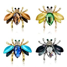 Assorted Colors Lovely Bee Brooches Pin Cute Insect Animal Brooch For Women Dress Scarf Design Jewelry Accessories AG134