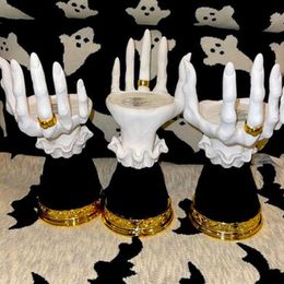 Party Decoration Halloween Home Decor Candle Holder stick Resin Tools Horror Witch Hand Single Wick Eve H0910 231009