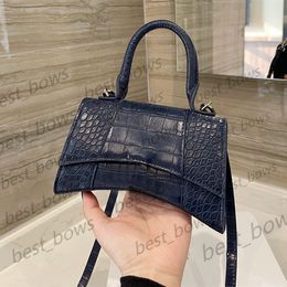 Women Luxurys Designers Bags 2021 Handbags tote Fashion messenger handbag shoulder bag totes Clutch high pochette Ladies purse crossbody wallet top quality Hobos