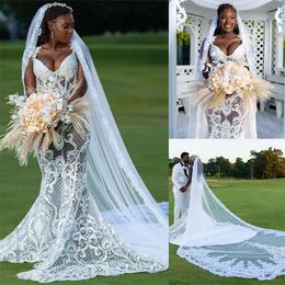 African Elegant Mermaid Wedding Dresses Lace Appliques Illusion Bridal Gown Custom MadeV Neck Sleeveless See Through Robes De Mariée