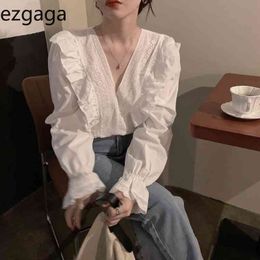 Ezgaga Korean Fashion Blouse Women Lace Patchwork Ruffled V-Neck Long Sleeve Spring Loose Female Elegant Shirts All-Match 210430