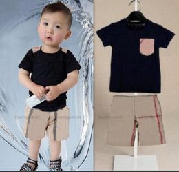 Summer Boys Girls Clothing Sets Baby Pocket Short Sleeved Shirt + Plaid Shorts Designers Clothes Kids Boy 2 Colours