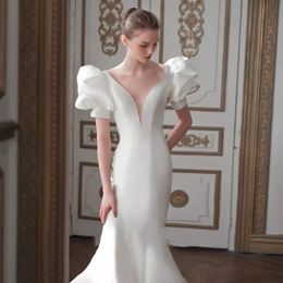 Modern Wedding Dress With Deep V-neck Short-sleeves Pearl Back-less Bridal Gown Custom Made Satin Robes De Mariée