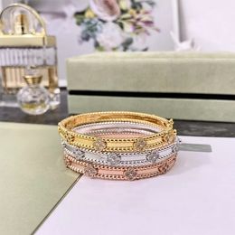 2021 Top quality charm bracelet with flower and dimaond design for women wedding Jewellery gift have box stamp PS4884