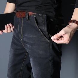 Men's Jeans 2022 Antumn Brand Mens Casual Loose Straight Elastic Anti-theft Zipper Denim Pants Male Big Size 40 42 44 46 48