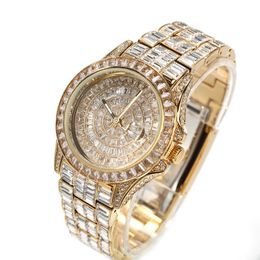 New Fashion Trendy Gold Plated Hip Hop Iced Out Rhinestone Mens Watch Square Diamond Quartz Mens Wrist Watches Nice Gift