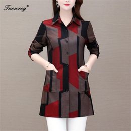 spring stye thick Women's Shirts red plus size 5XL o neck geometry elegant blusas Women Blouse Fashion New mother tops 210401