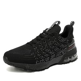 2021 Arrival Top Quality Sports Running Shoes Men Fly Knit Comfortable Breathable Triple Black Outdoor Trainers Sneakers SIZE 40-45 Y-8809