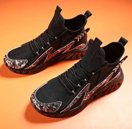 2022 Mesh Fashion Designer Shoes Triple S Sneakers are lightweight and versatile men's outdoor running strong friction endurance39-45