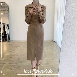 LoveFlowerLife Turn-Down Collar Pockets Split Buttons Vintage Cargo Lady Long Dresses Autumn Winter Women Dresses 210521