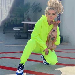 OMSJ Neon Green Solid Tracksuit Women 2 Piece Sets Casual Outfit Pants Set Suit Long Sleeve Clothing Set Streetwear Femme 211007