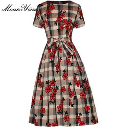 Fashion Designer Summer Midi Dresses Women's Vintage plaid Short sleeve O-neck Embroidered Printed Slim Dress 210524