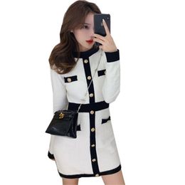 Autumn Color Button Decorated Long Sleeve Knitted Dresses Women's Fashion Chic Single Breasted Dress 210603