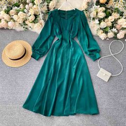 Women Fashion Square Neck Long Sleeve Pleated High Waist Slimming Satin Dress Solid Colour Elegant Vestidos N711 210527