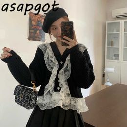 Couple Sweater Fashion Chic Sweaters&Jumpers Cardigan V Neck Lace Patchwork Black Ruffles Kniited Jacket Women Retro Pull 210610