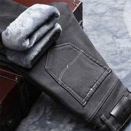 Winter Men Warm Grey Jeans High Quality Elasticity Thicken Skinny Plus Velvet Denim Pants Trousers Male Brand Clothes 211111