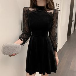 Mesh Women Lace Velvet Party Dress Halter Sexy vintage Spring lace dress Long-sleeved black Casual velvet D673B 210420