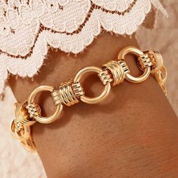 Docona New Fashion Gold Round Geomety Bracelet for Women Gothic Metal Alloy Bracelets Ladies Party Jewelry Accessories 17327 Q0719