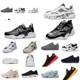 4C82 for Hotsale platform running shoes men mens trainers white triple black cool grey outdoor sports sneakers size 39-44 13