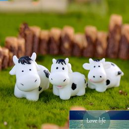 1Pcs Cute Milk Cow Cattle Miniatures Figurine Fairy Garden Ornament Micro Landscape Home Decor